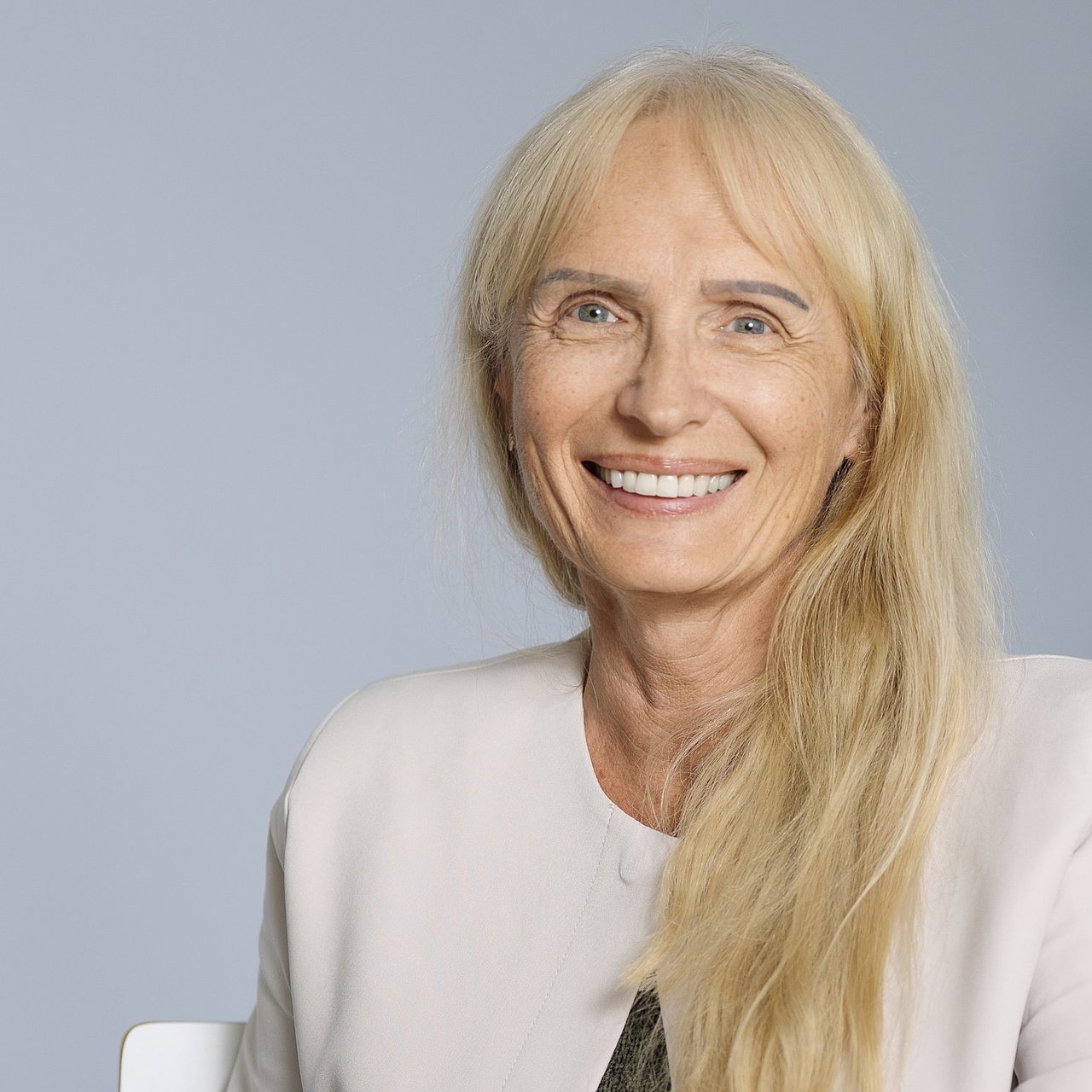 Porträt von Elzbieta Barwinska-Hohenberger, Beraterin.